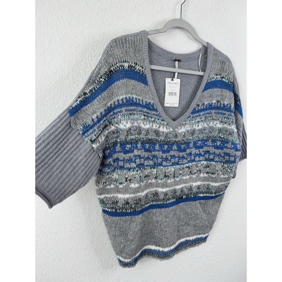 Free People Gray and Blue V-Neck Sweater - Picture 6 of 9